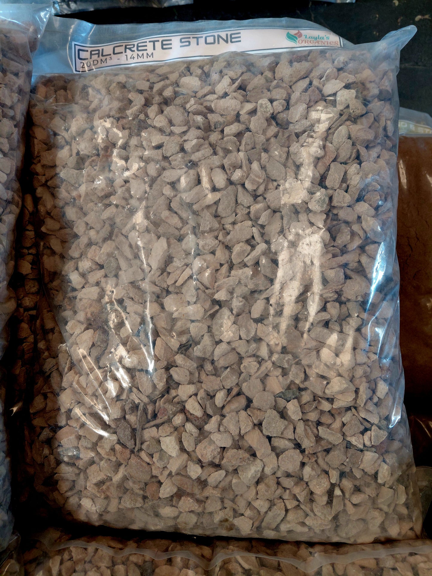 14mm Calcrete Garden Stone 20dm³