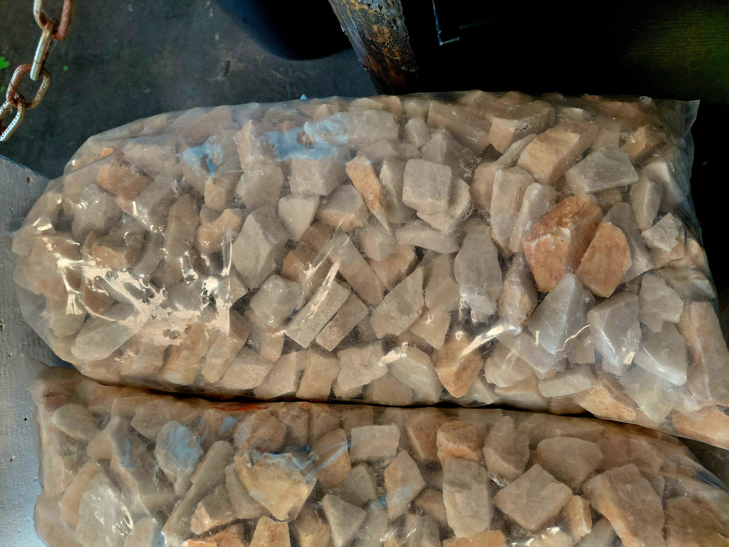 Feldspar Chips Garden Stone