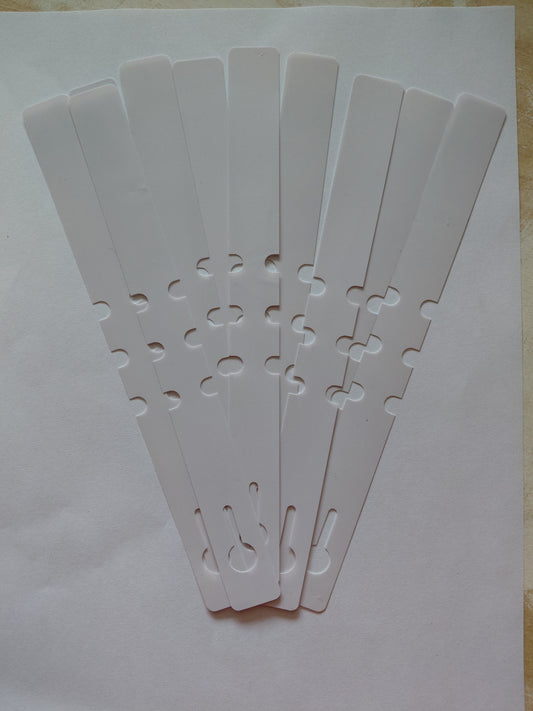 10 white tree loop labels