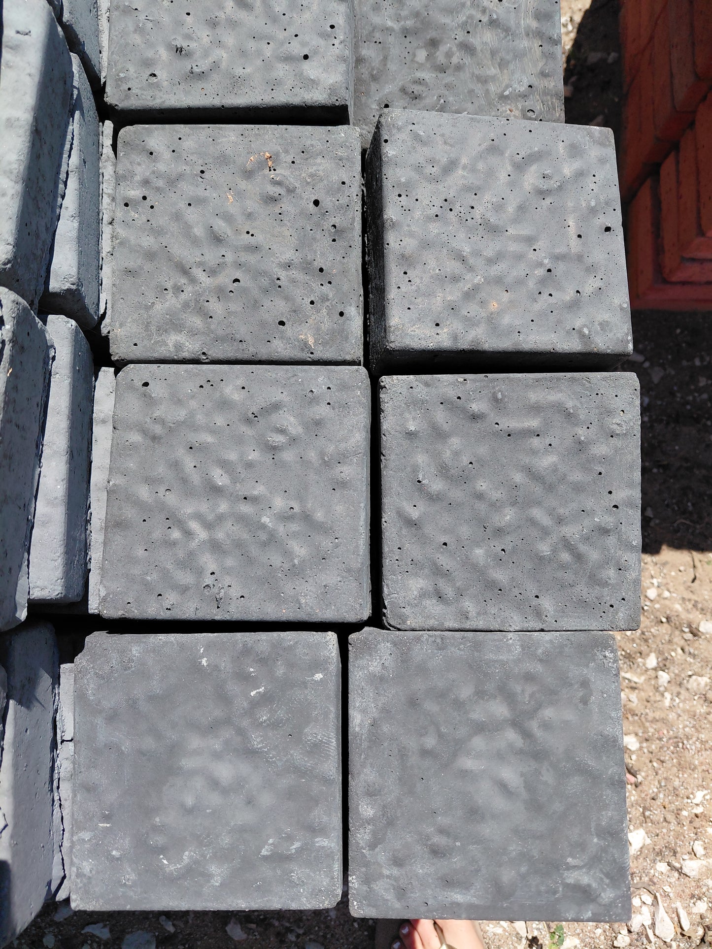 Textured Concrete Cobbles – 110 x 110mm