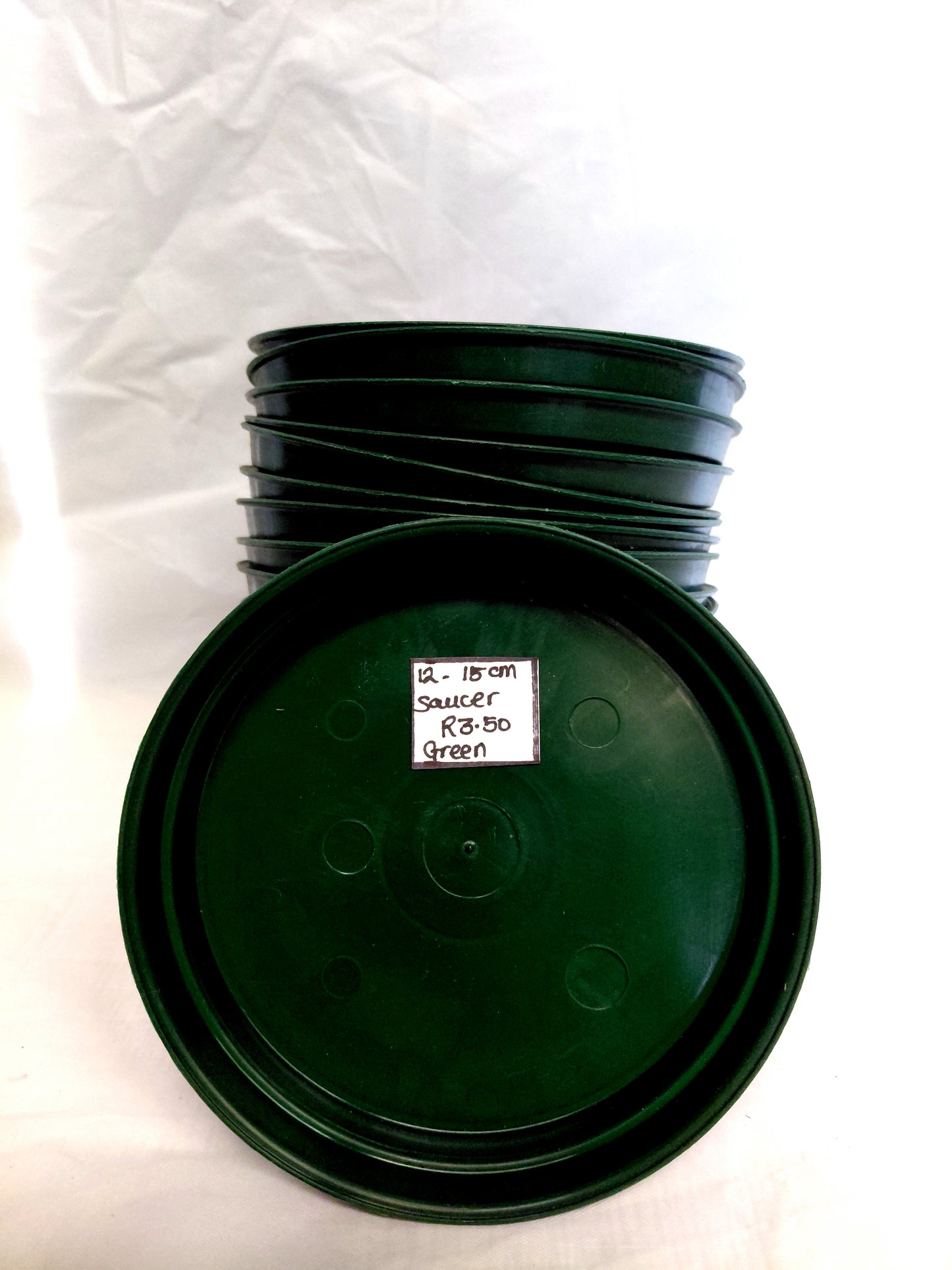 12-15cm Plastic Round Saucer