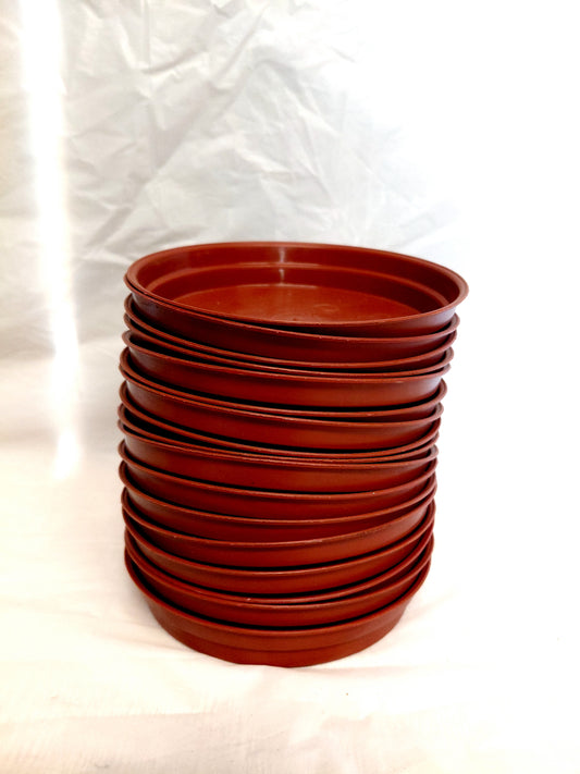 12-15cm Plastic Round Saucer