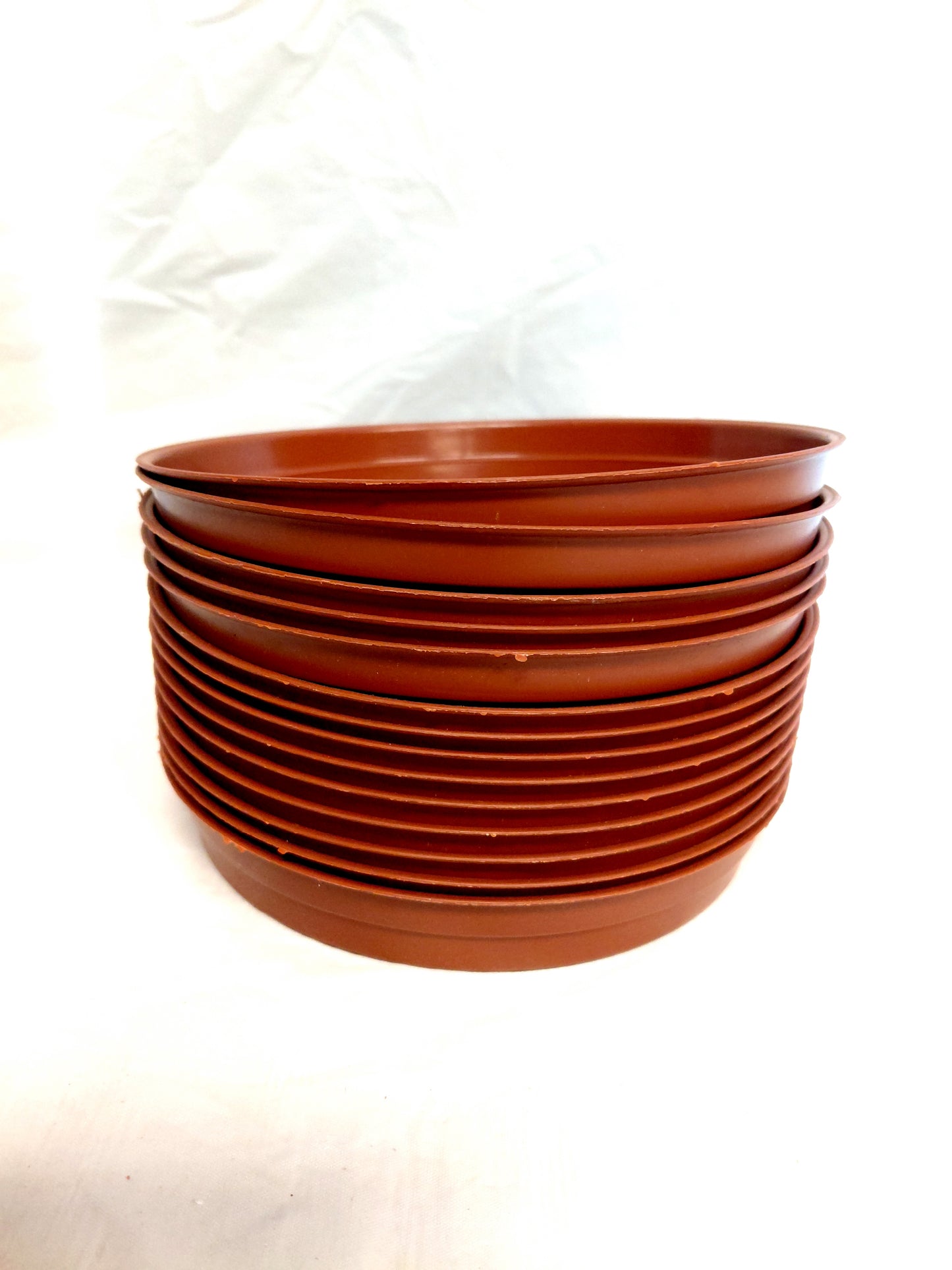 18-20cm Round Plastic Saucer