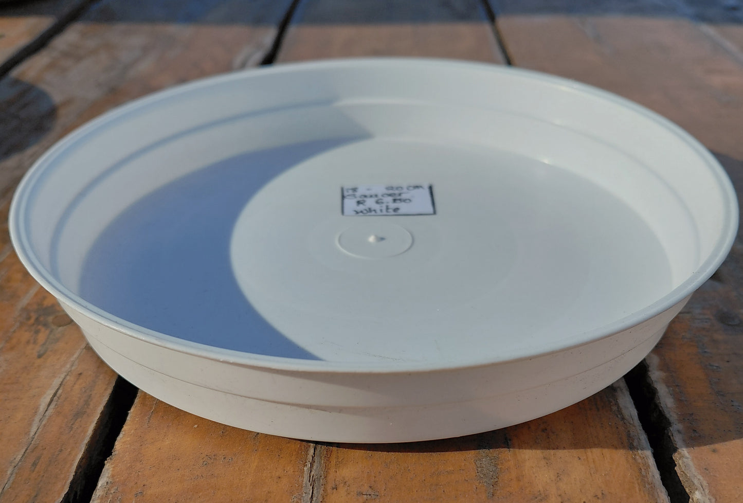 18-20cm Round Plastic Saucer