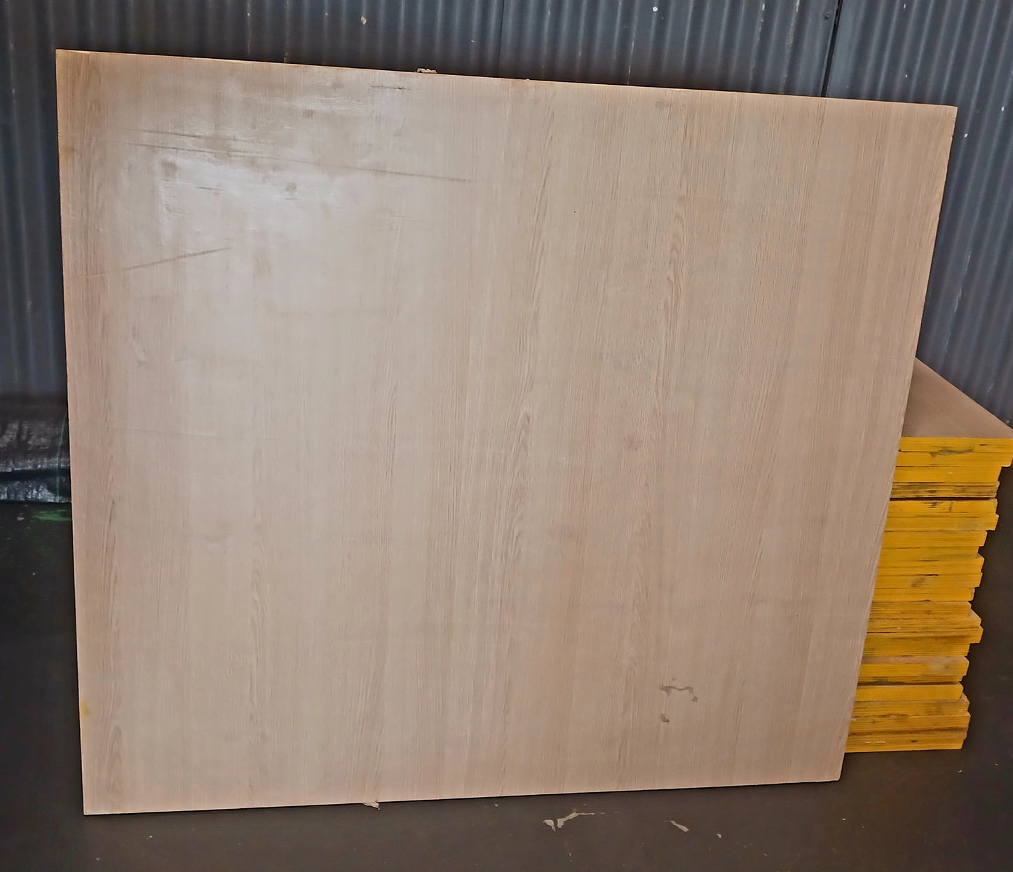 Plyboards