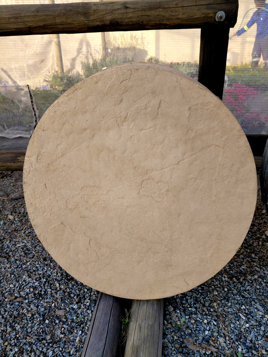 Textured Concrete Stepping Stone – 600mm Round