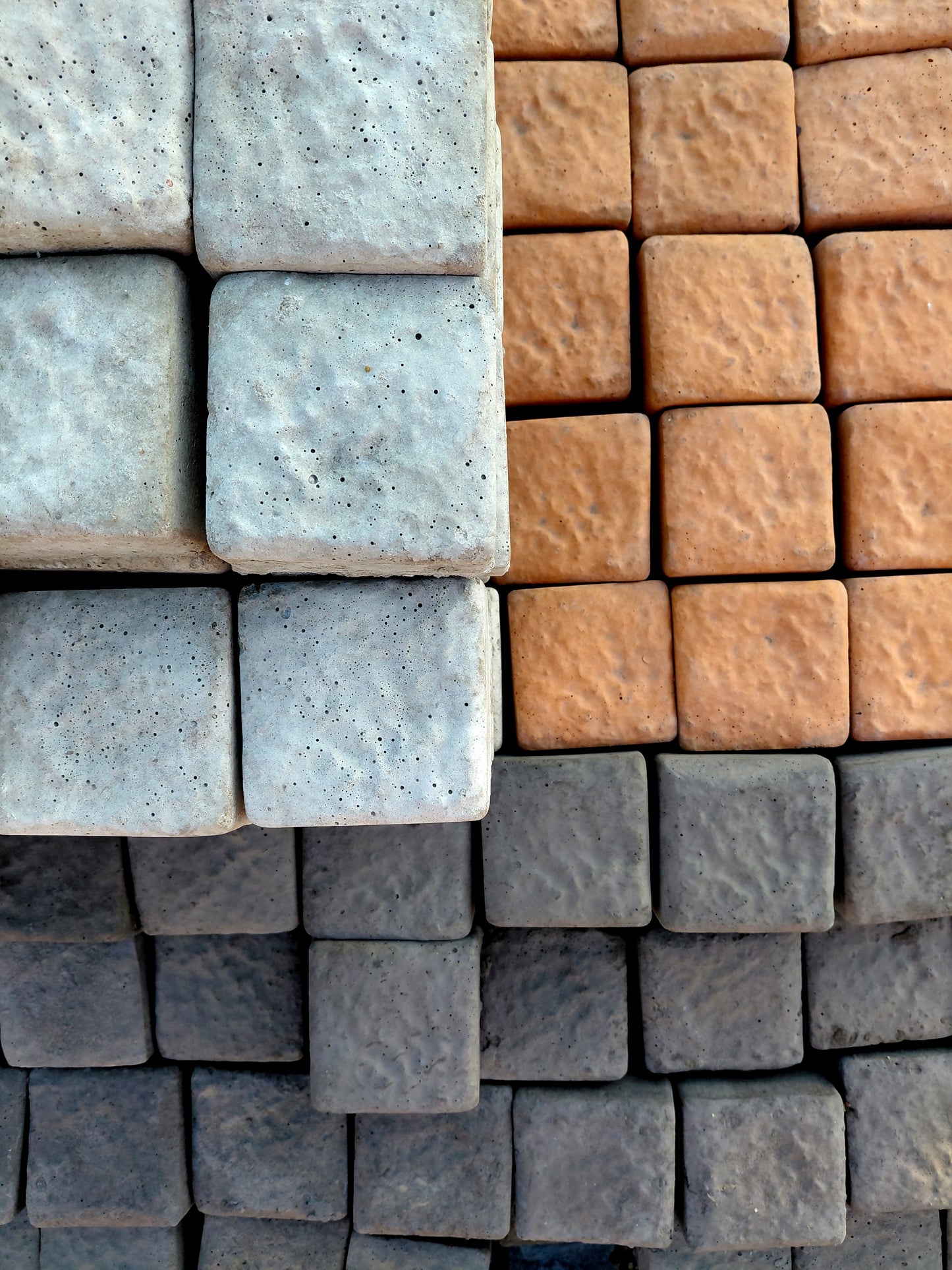 Textured Concrete Cobbles – 100 x 100mm