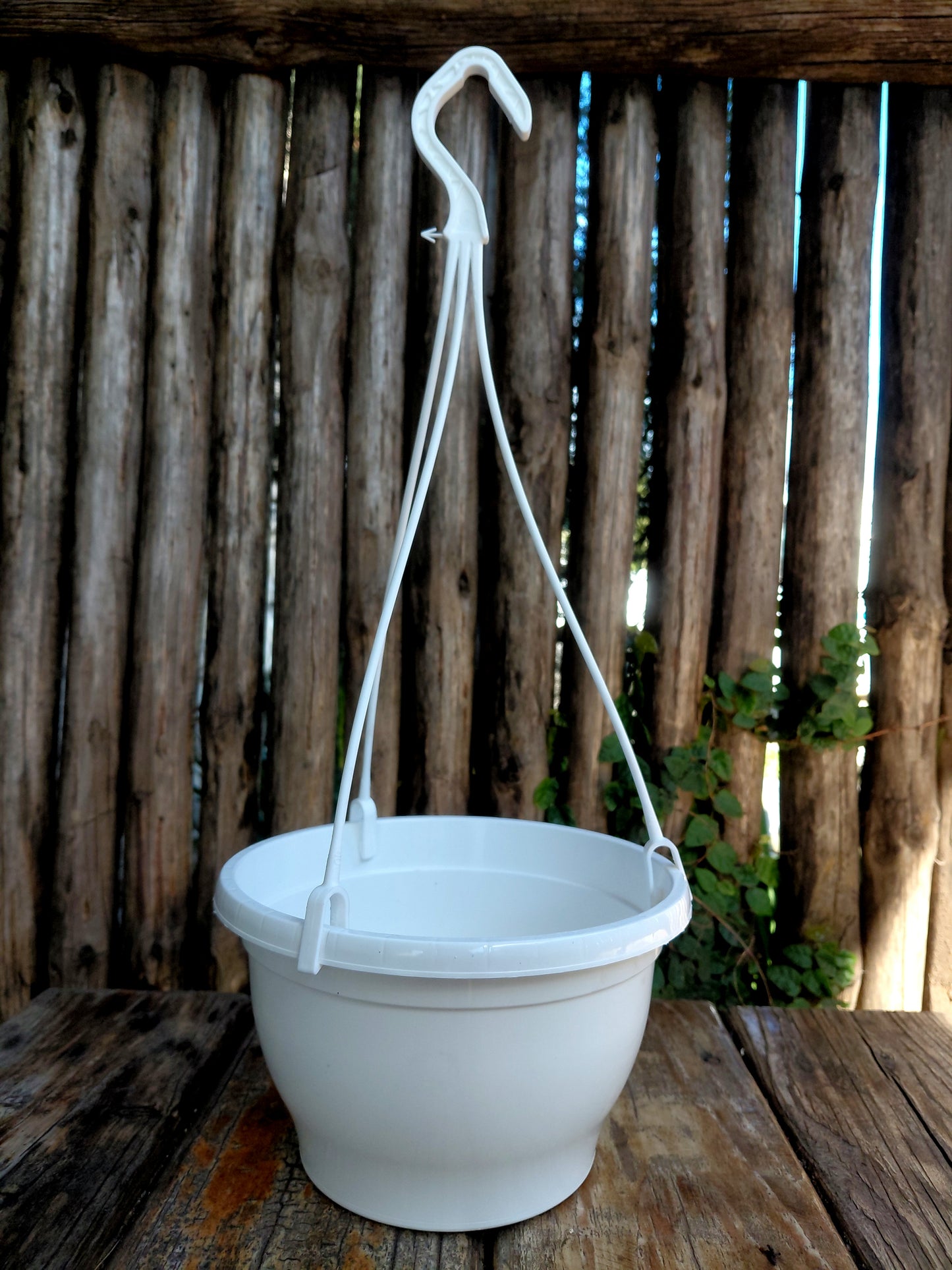 21cm Hanging Basket with Hanger – 2.7L