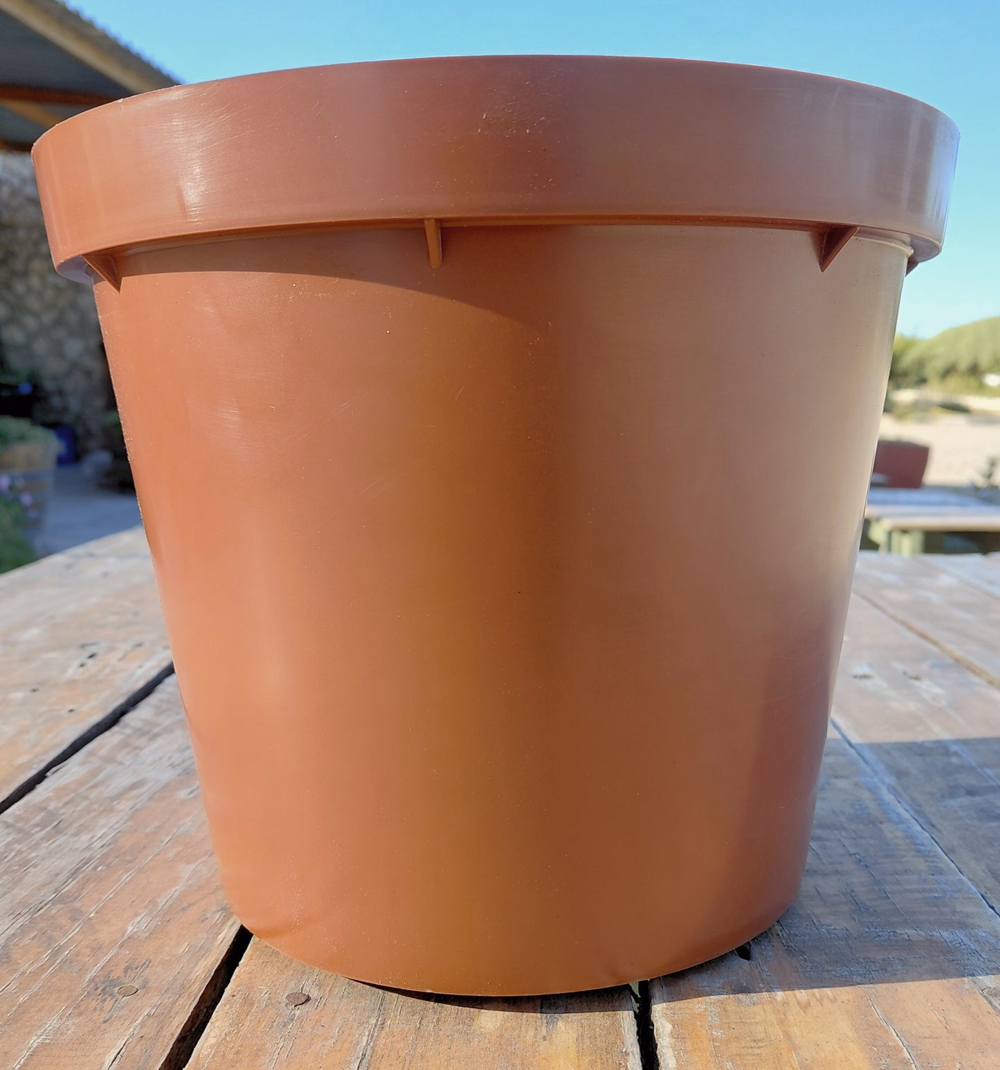 25cm Plastic Pots