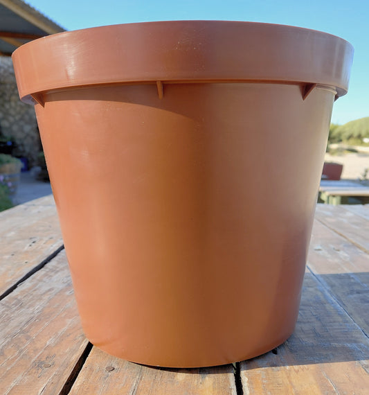 25cm Plastic Pots